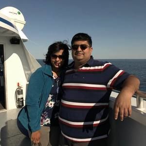 Meet your Posher, Ayesha